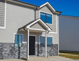 14305 Springbrook Trl in Grimes, IA - Building Photo