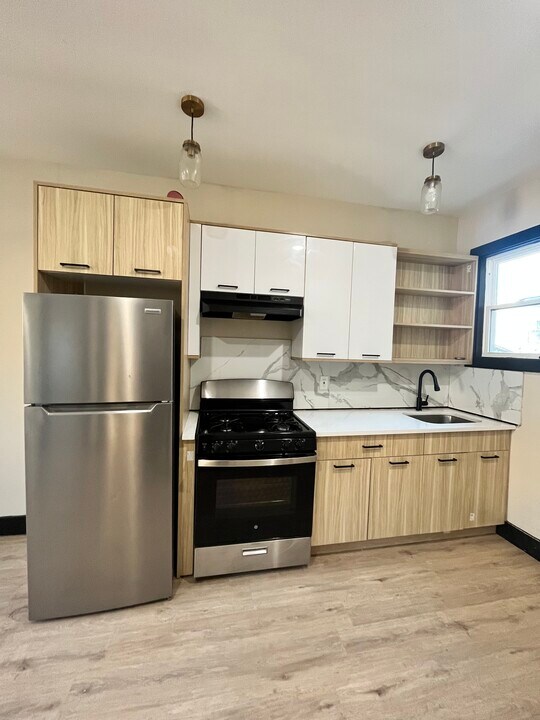 948 W Side Ave, Unit 2 in Jersey City, NJ - Building Photo