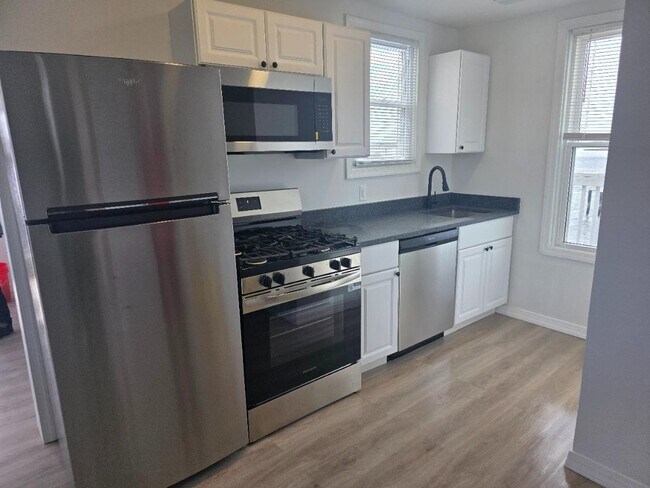 2442 Sunset Ave in Atlantic City, NJ - Building Photo - Building Photo