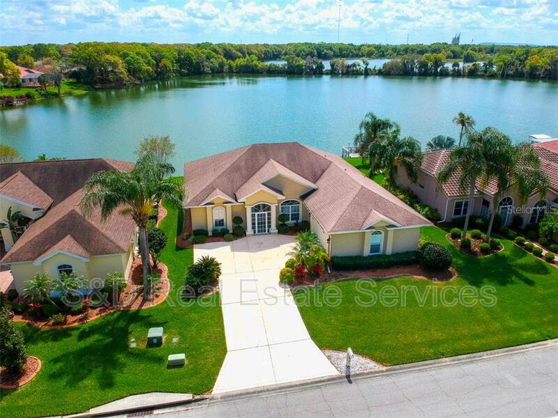 4435 Winding Oaks Cir in Mulberry, FL - Foto de edificio
