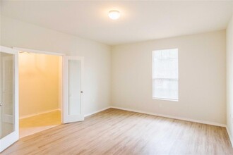 15220 Guffey Dr in Austin, TX - Building Photo - Building Photo