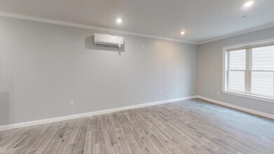 680 Grand St in Jersey City, NJ - Building Photo - Building Photo