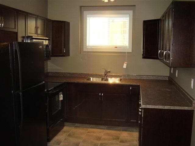 8837 71 Ave in Grande Prairie, AB - Building Photo - Building Photo