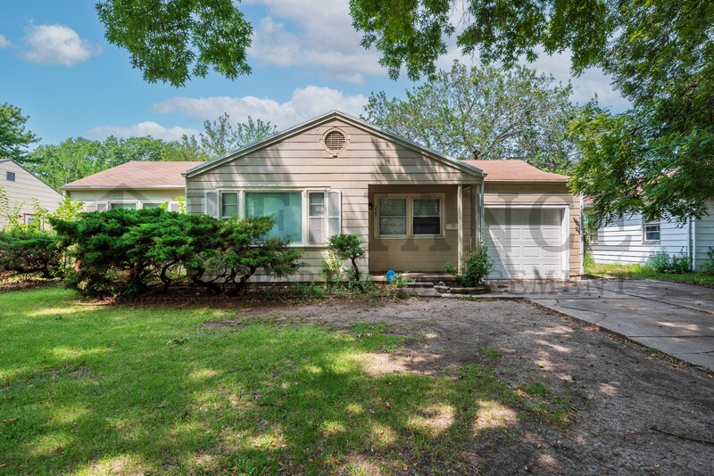 607 S Christine Ave in Wichita, KS - Foto de edificio