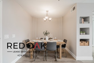 6700 Franklin Pl in Los Angeles, CA - Foto de edificio - Building Photo