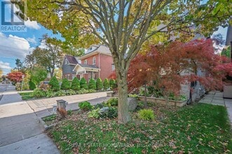 71 Paisley Ave N in Hamilton, ON - Building Photo - Building Photo