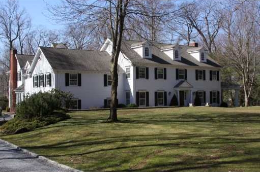 14 Hope Farm Rd in Greenwich, CT - Building Photo