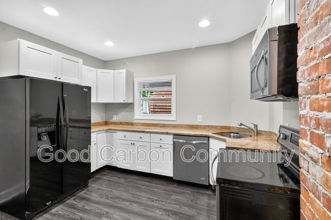 620 Auburn Ave in Buffalo, NY - Building Photo - Building Photo