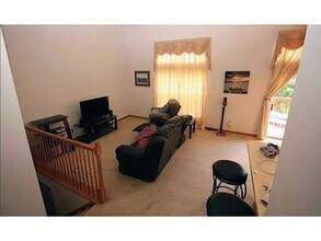 15784 Flan Ct in Apple Valley, MN - Building Photo - Building Photo