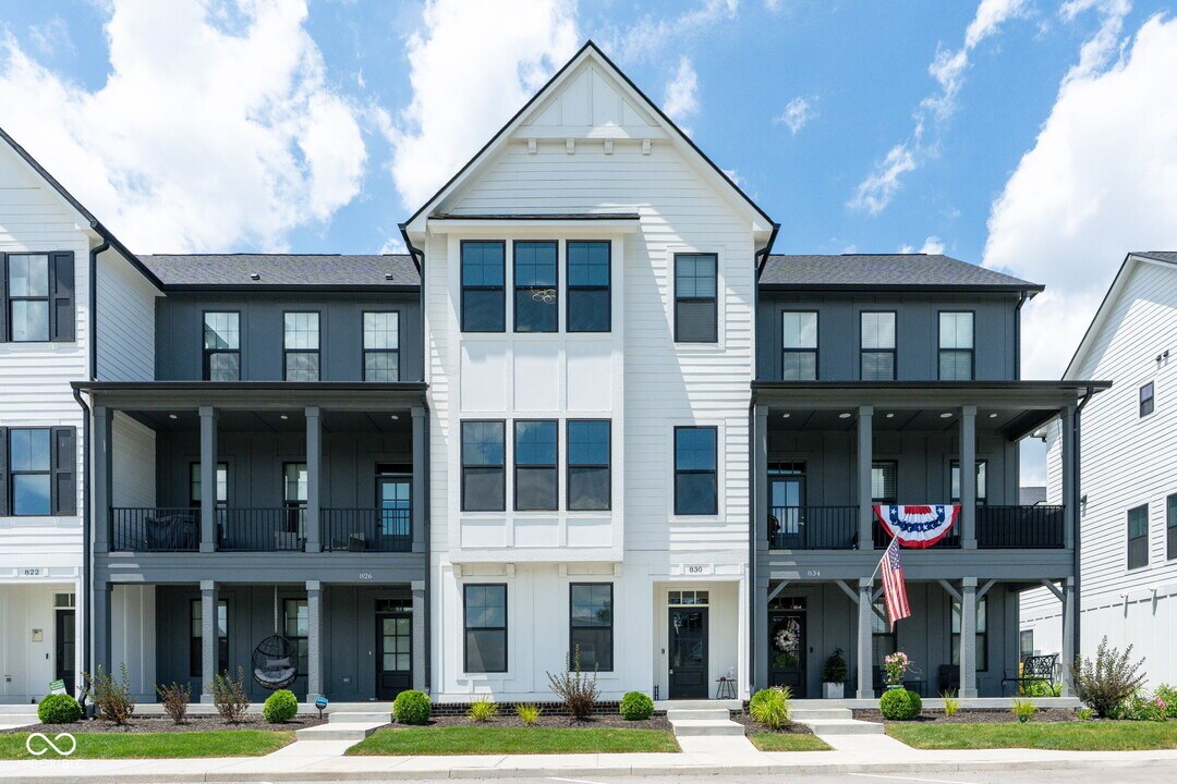 830 Freeland Wy in Carmel, IN - Building Photo