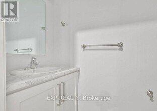 61 Vienna Rd in Tillsonburg, ON - Building Photo - Building Photo