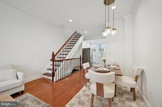 2124 Pierce St in Philadelphia, PA - Building Photo - Building Photo