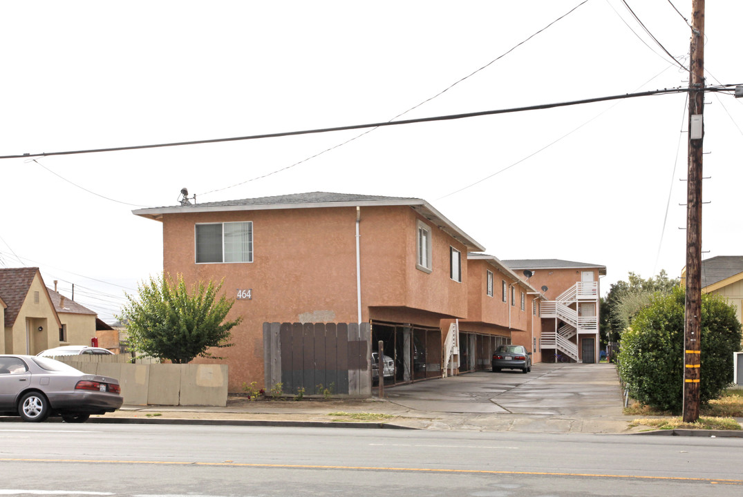 464 Williams Rd in Salinas, CA - Building Photo