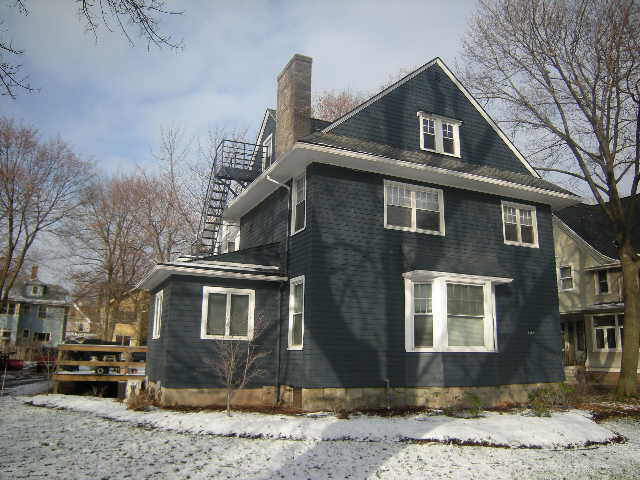 225 Culver Rd in Rochester, NY - Building Photo