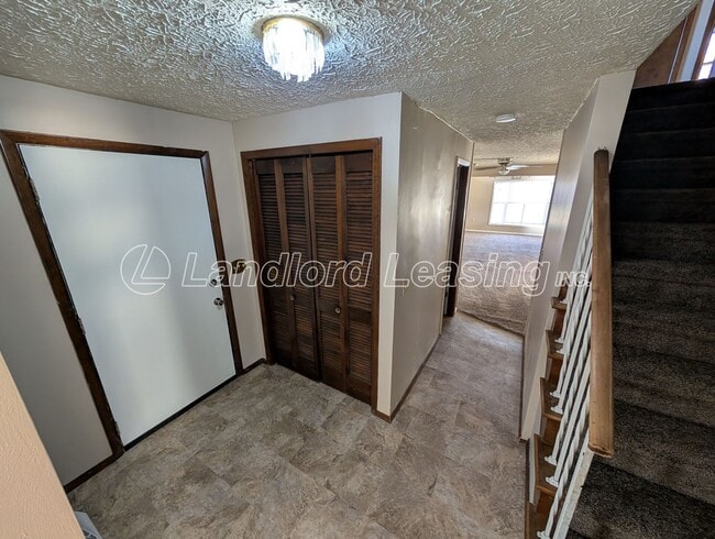 1715 Fairway Dr in Lorain, OH - Building Photo - Building Photo