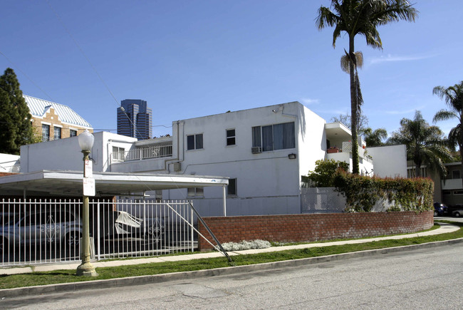 10341 Bellwood Ave in Los Angeles, CA - Building Photo - Building Photo