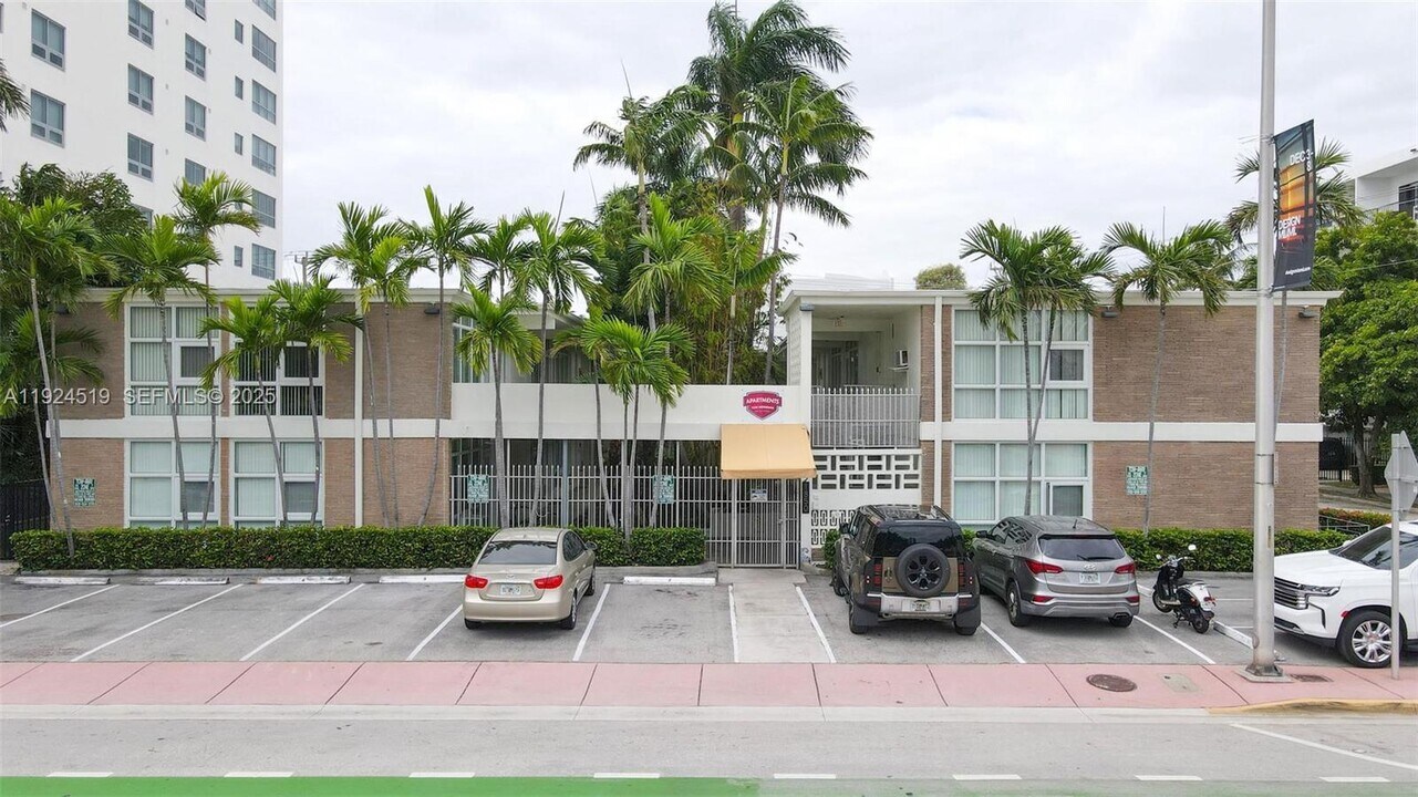 1850 Meridian Ave in Miami Beach, FL - Foto de edificio