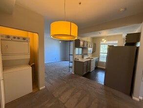 375 Central Ave in Riverside, CA - Building Photo - Building Photo