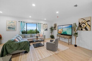 5048 Bluff Pl in El Cajon, CA - Building Photo