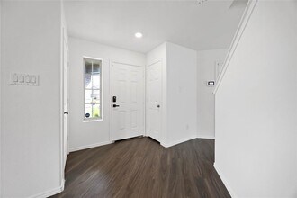 14611 Broadbury Pond Rd in Rosharon, TX - Building Photo - Building Photo