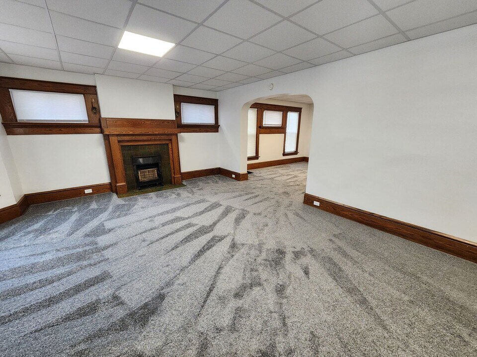 825 Chestnut St in Erie, PA - Building Photo