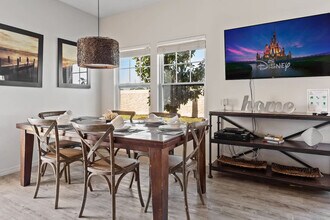 8989 Shine Dr in Kissimmee, FL - Building Photo - Building Photo