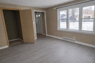 67 Rose Ave in Buffalo, NY - Building Photo - Building Photo