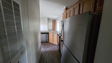 2224 E Lockwood St in Wichita, KS - Building Photo - Building Photo