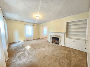 1017 E Sharp Ave in Spokane, WA - Building Photo - Building Photo