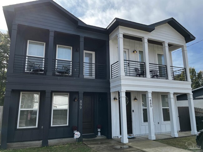 property at 899 E Hatton St