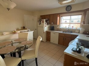 7A Daniel Webster Ave in Monroe Township, NJ - Building Photo - Building Photo