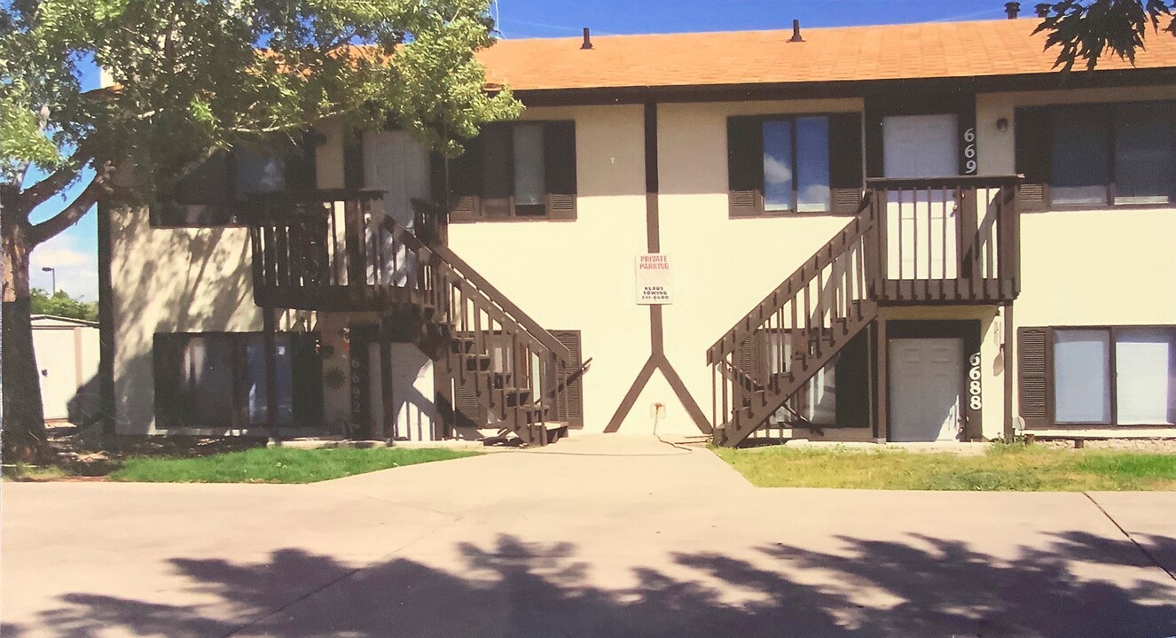 6688 Provincial Dr in Fountain, CO - Building Photo