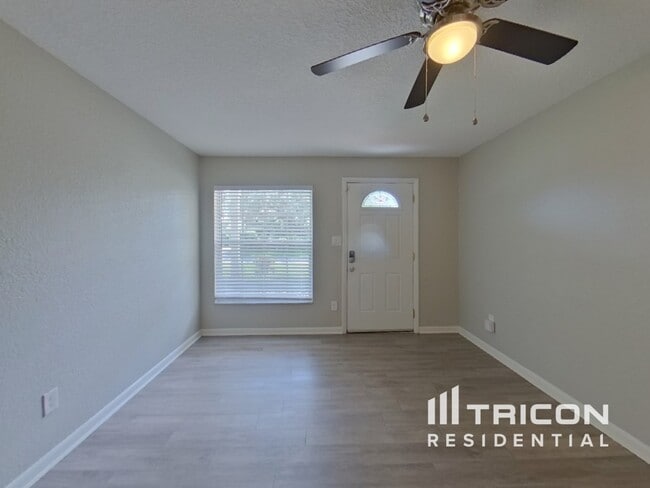 1227 Hamilton Ave in Longwood, FL - Building Photo - Building Photo