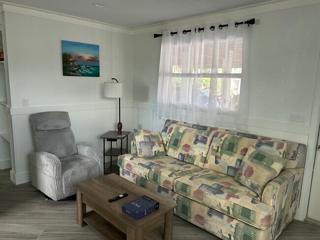 145 Anchorage St, Unit bestie in Fort Myers Beach, FL - Building Photo - Building Photo