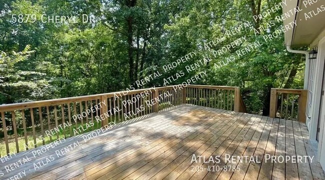 5879 Cheryl Dr in Pinson, AL - Foto de edificio - Building Photo