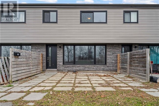 240 Montmorency Dr