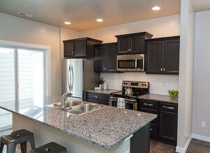 1838 W Heavy Timber Dr in Meridian, ID - Building Photo - Building Photo