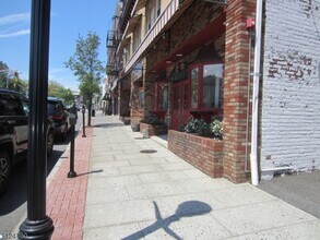 638 Bloomfield Ave in Verona, NJ - Building Photo - Building Photo