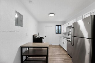 1810 NW 9th St in Fort Lauderdale, FL - Building Photo - Building Photo