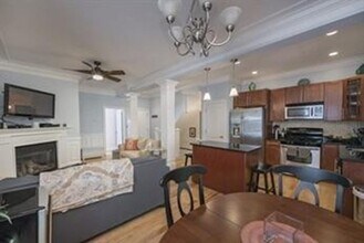 64 Gates St in Boston, MA - Building Photo - Building Photo