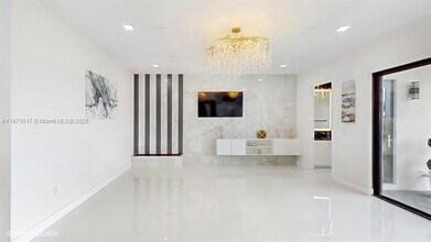 8350 Royal County Down Rd in Boca Raton, FL - Building Photo - Building Photo