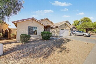 6508 W Hilton Ave in Phoenix, AZ - Building Photo - Building Photo