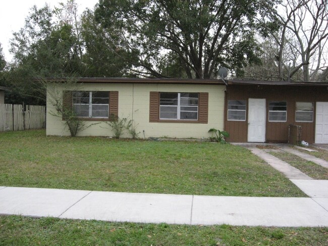 property at 1710 Rose Blvd
