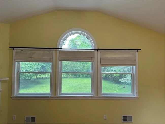 74 S Main St in Pittsford, NY - Building Photo - Building Photo