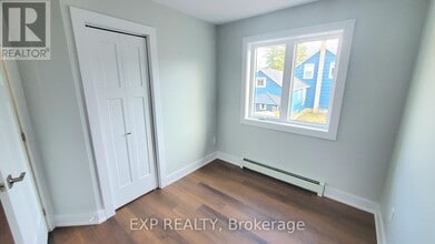 640 West St in Prescott, ON - Building Photo - Building Photo