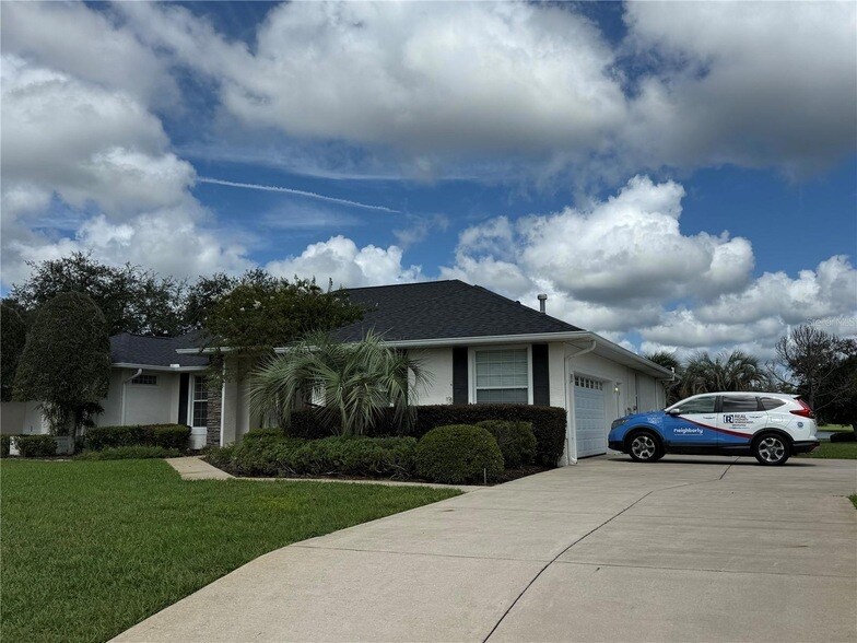 341 Lake Dr in Ocala, FL - Building Photo