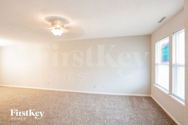 7414 Sedgewick Wy in Indianapolis, IN - Building Photo - Building Photo