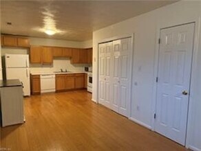 7409 Davidson St in Norfolk, VA - Building Photo - Building Photo