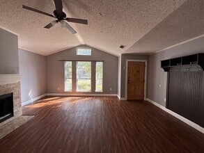 1116 Hidden Creek Dr in Mansfield, TX - Building Photo - Building Photo