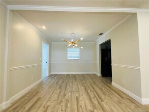 2061 NE Hoya Calle in Jensen Beach, FL - Building Photo - Building Photo